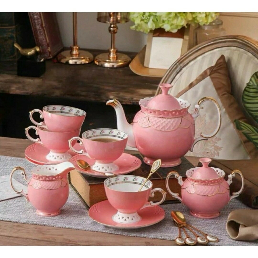 A037968西洋ティー・コーヒーカップセット カップ＆ソーサー4客セット ．陶器ティーセット