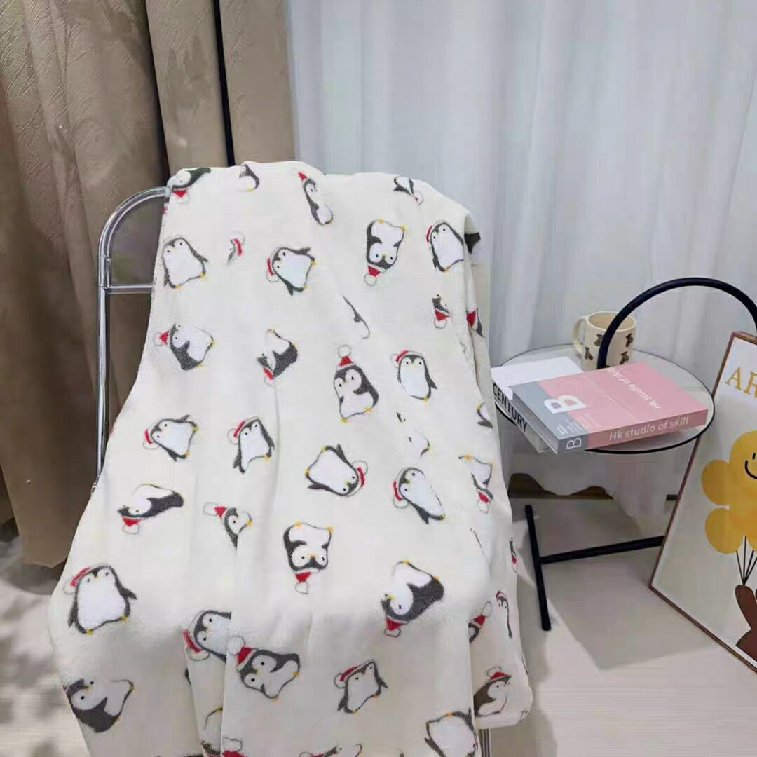 Other - A038340冬 可愛い 毛布ブランケット寒さ対策グッズ　ひざ掛け かけ布団 暖かい ペンギン