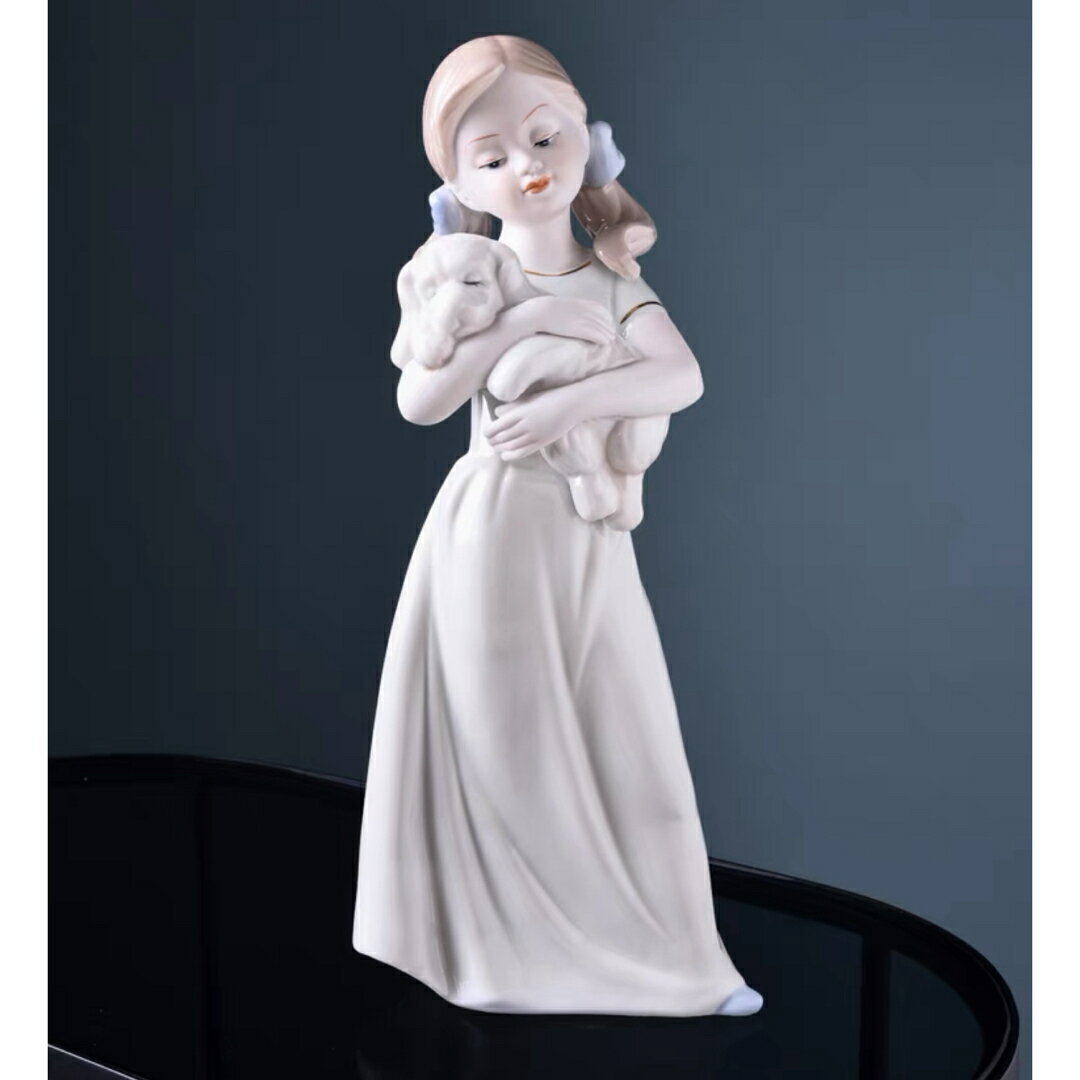 A033657陶器 置物 西洋調陶器 北欧風磁器 陶器製人形 磁器製品 ．手作り．部屋飾り