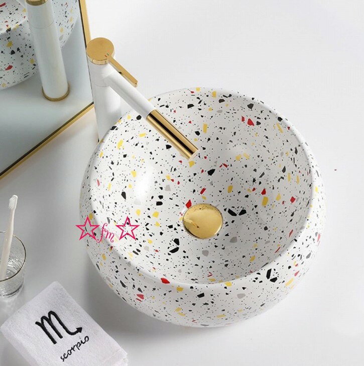 状態 ：新品未使用サイズ（cm）：幅：31奥行き：31高さ：15素材：陶磁器取付について：取付工事はお近くの工務店様にご相談してください＜ 重量物なので同梱はできません ＞☆☆★★★★★★★★★★★★★☆☆◆お客様のご覧になっているモニター等により多少色が異なる場合がございます。あらかじめご了承ください。◆複数ご注文の場合やお急ぎの場合は必ず事前に納期のお質問をお願いいたします。◆サイズの誤差は多少発生します。ご了承下さい。☆☆★★★★★★★★★★★★★☆☆注意事項1、こちらの商品は海外製の新品です。撮影時の照明やPC環境によって実際の商品と色が違う場合があります。2、輸入品で日本語の説明がない場合があり、サポートもございませんので商品知識のある方のみ御注文下さい。4、ご注文について 代引き引き換え、局留めは受け付けておりません。5、取り扱っている商品は、海外・アジア製品になります。きちんと全ての商品の検品をしておりますが、日本製に比べると作りが甘い場合があります。完璧を求められる方は御注文をお控えください。6、初期不良、輸送中の破損等は返金対応させて頂きます。その際はご到着から2日以内にご連絡をお願い致し7、新品未使用品ですが、外箱に初期からのスレ、剥げ歪みなどあります8、この商品は、購入後発送まで8日程度を要しますので、ご理解の上ご購入頂きますようお願い致します上記理由の返品交換は承ることが出来ませんので予めご了承くださいませ。