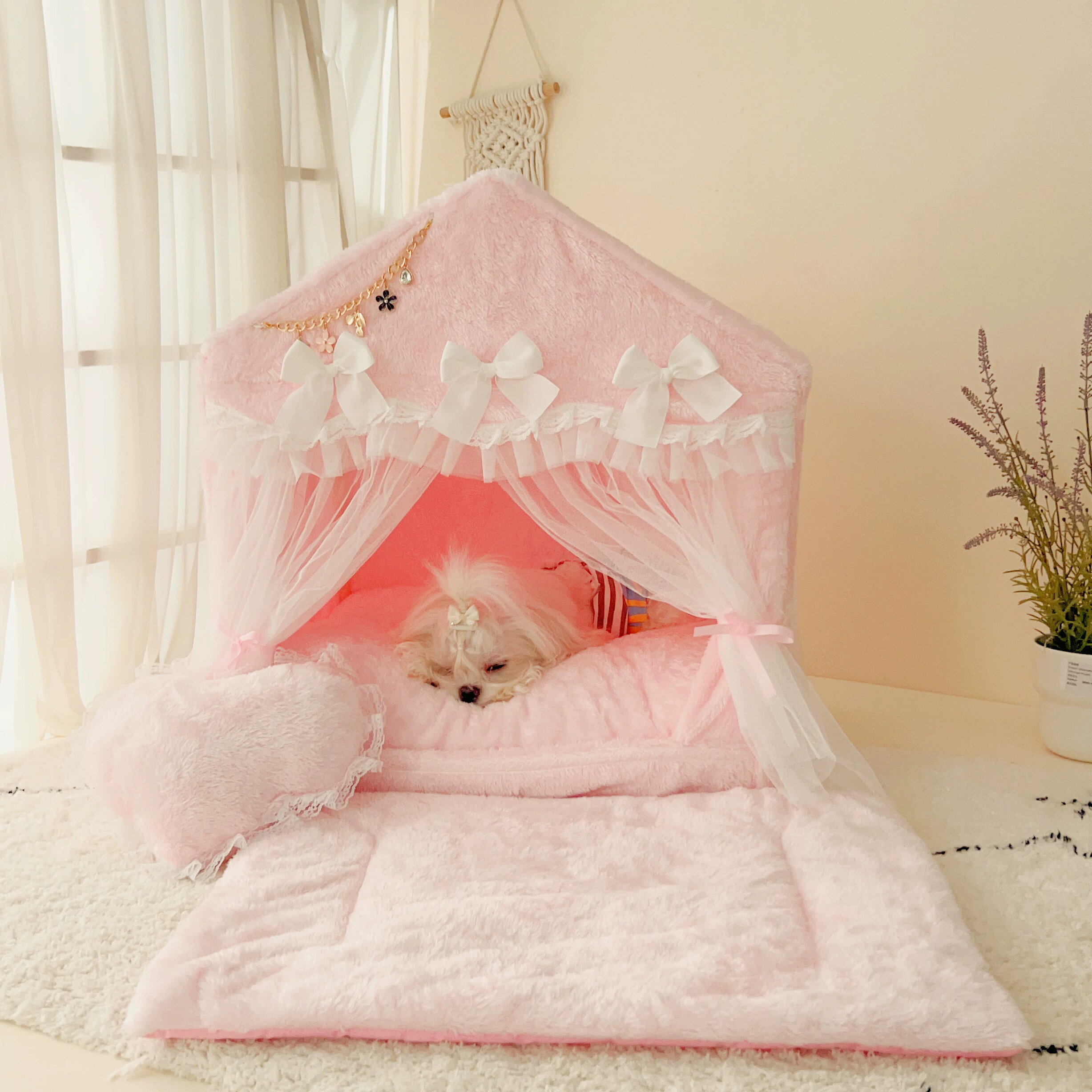 サイズ(cm)L：52×70×72 (15キロまで)◆お客様のご覧になっているモニター等により多少色が異なる場合がございます。あらかじめご了承ください。◆複数ご注文の場合やお急ぎの場合は必ず事前に納期のお質問をお願いいたします。◆サイズの誤差は多少発生します。ご了承下さい。注意事項1、ご利用のPC環境により、実際の商品と色が異なる場合がございます。予めご了承ください。2、新品未使用品ですが、外箱に初期からのスレ、剥げ歪みなどあります。3、海外品ですので、気にされる方はご遠慮下さい。4、この商品は、購入後発送まで8日程度を要しますので、ご理解の上ご購入頂きますようお願い致します5、この商品は、全て手作り手描きの製品のため、商品により重量・形状の歪み・個体差、釉薬の掠れ、 針穴のような凹み、滲み、色とび、黒点、多少の傷・欠け、突起、ざらつき、濃淡差、色ムラなどがある 場合がございますが不良商品ではございません。素材の色・風合いなど、ディスプレーにより、一部写真と実物が異なる場合がございますので、あらか じめご了承ください。上記理由の返品交換は承ることが出来ませんので予めご了承くださいませ。