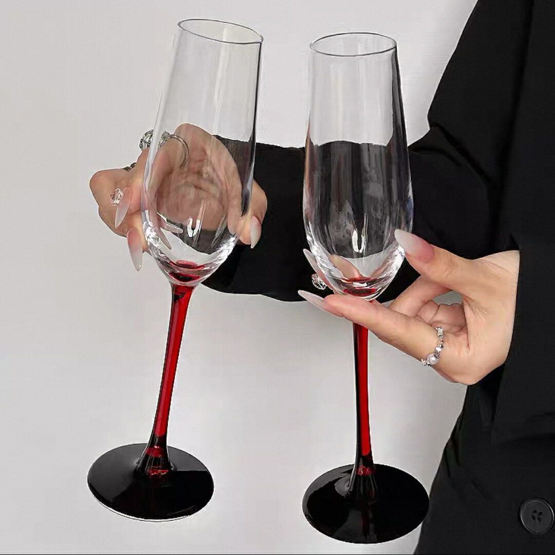 a062886エレガント クリアレッド&ブラック シャンパングラス 2個セット 高級感モダン