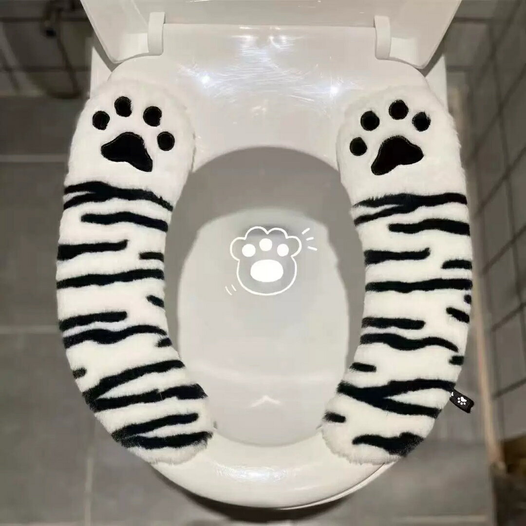 a062950ふわふわ猫肉球便座カバー 洗えるトイレカバー 取り付け簡単 かわいいトイレグッズ