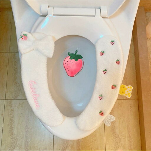 a063605便座カバー 便座クッション 洗える トイレカバー トイレ用品 いちご a063605便座カバー 便座クッション 洗える トイレカバー トイレ用品 いちご