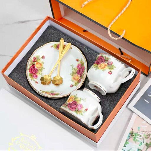 a064033花柄ティー・コーヒーカップセット カップ&ソーサー2客セット 陶磁器ティーセット a064033花柄ティー・コーヒーカップセット カップ&ソーサー2客セット 陶磁器ティーセット