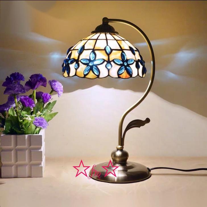A048717豪華卓上ステンド ．照明スタンドライト テーブルランプ デスクライト ガラス工芸スタンド