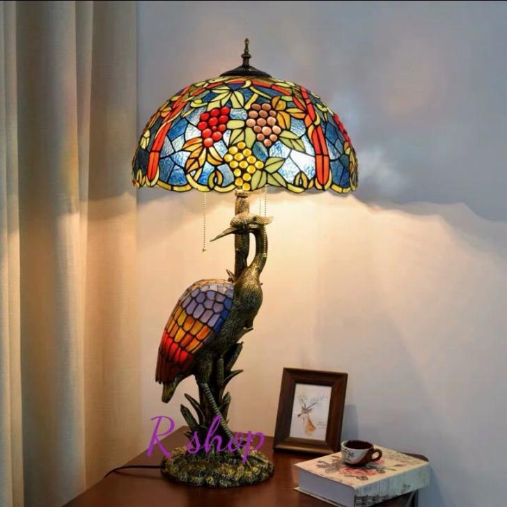 サイズ ：約 幅43 x 高さ85（cm）ワット数 ： 電球40W×3個（E26）素材：ガラス、樹脂、合金、鉄、銅★購入後のキャンセルは、ご遠慮ください。★検品のため開封してある場合があります。★複数ご注文の場合やお急ぎの場合は必ず事前に納...