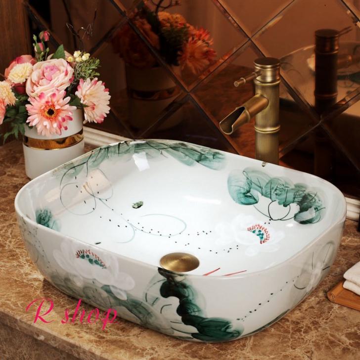 状態 ：新品未使用外寸サイズ（cm）：幅：50奥行き：40高さ：15素材：陶磁器取付について：取付工事はお近くの工務店様にご相談してください＜ 重量物なので同梱はできません ＞☆☆★★★★★★★★★★★★★☆☆◆お客様のご覧になっているモニター等により多少色が異なる場合がございます。あらかじめご了承ください。◆複数ご注文の場合やお急ぎの場合は必ず事前に納期のお質問をお願いいたします。◆サイズの誤差は多少発生します。ご了承下さい。☆☆★★★★★★★★★★★★★☆☆注意事項1、こちらの商品は海外製の新品です。撮影時の照明やPC環境によって実際の商品と色が違う場合があります。2、輸入品で日本語の説明がない場合があり、サポートもございませんので商品知識のある方のみ御注文下さい。4、ご注文について 代引き引き換え、局留めは受け付けておりません。5、取り扱っている商品は、海外・アジア製品になります。きちんと全ての商品の検品をしておりますが、日本製に比べると作りが甘い場合があります。完璧を求められる方は御注文をお控えください。6、初期不良、輸送中の破損等は返金対応させて頂きます。その際はご到着から2日以内にご連絡をお願い致し7、新品未使用品ですが、外箱に初期からのスレ、剥げ歪みなどあります8、この商品は、購入後発送まで8日程度を要しますので、ご理解の上ご購入頂きますようお願い致します上記理由の返品交換は承ることが出来ませんので予めご了承くださいませ。