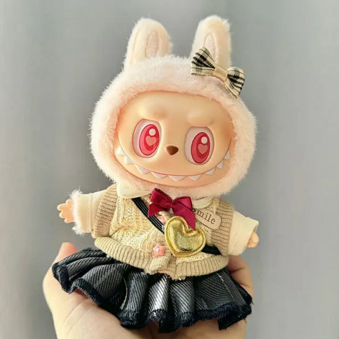 A066167ラブブ服 ぬいぐるみ用 学園風コーデ セーター×スカート ハートチャーム付き