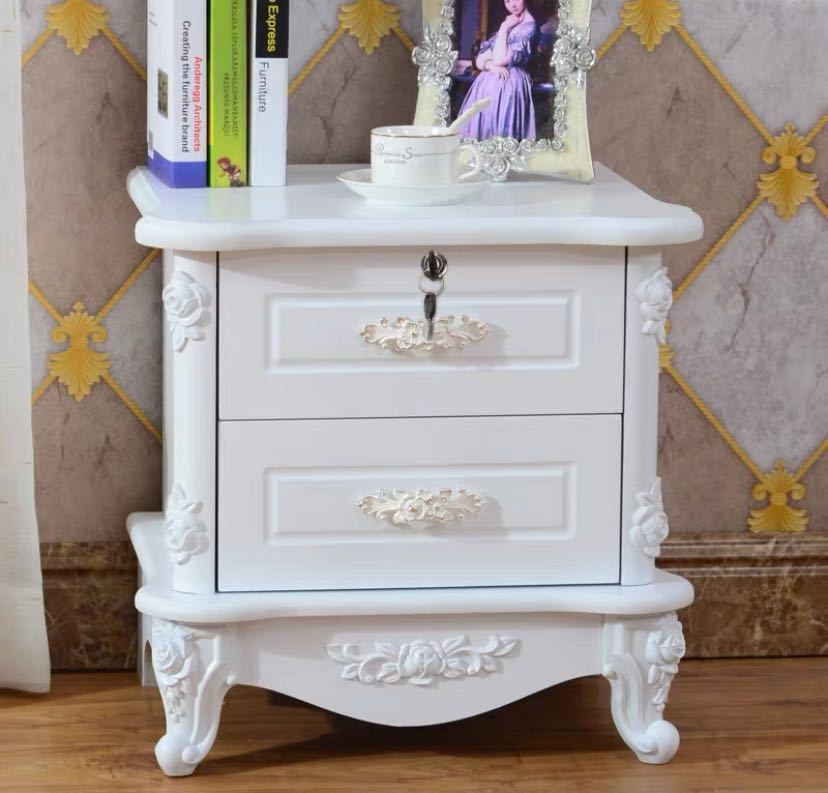 【商品仕様】本体寸法：幅50 x 奥行50 ×高さ40cm商品状態：新品カラー：写真通り材質：中質繊維板、ラッカー塗装 、天然木化粧合板、MDF☆☆★★★★★★★★★★★★★☆☆◆お客様のご覧になっているモニター等により多少色が異なる場合が...