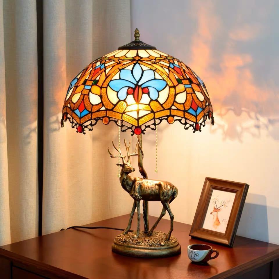A035801ステンドグラスランプ 卓上スタンド ．豪華テーブルランプ 卓上照明