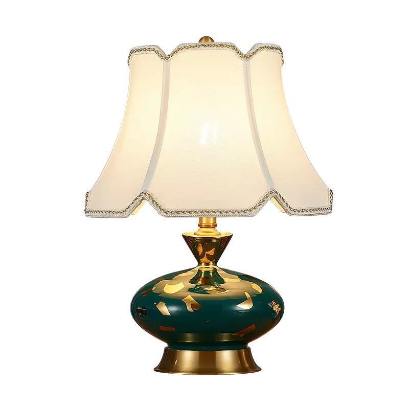 A040356照明スタンドライト テーブルランプ デスクライト． 高級陶器卓上ステンド 高さ52cm