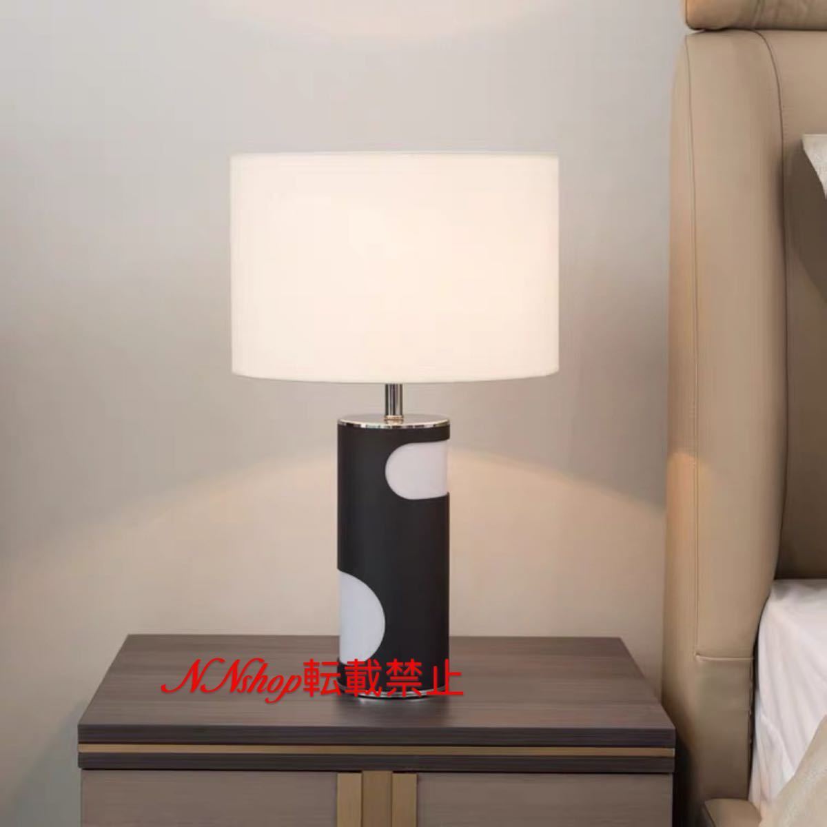 【商品仕様】■個口数：1 （〜40Wまで対応）■E26白熱球、電球型蛍光灯、LED電球使用可能■使用電球：1個（※電球は付属しておりません）■商品外寸：幅約35 x 高さ約65 (cm)※サイズの誤差は多少発生します。ご了承下さい。★購入後のキャンセルは、ご遠慮ください。★検品のため開封してある場合があります★複数ご注文の場合やお急ぎの場合は必ず事前に納期のお質問をお願いいたします。注意事項1、ご利用のPC環境により、実際の商品と色が異なる場合がございます。予めご了承ください。2、新品未使用品ですが、外箱に初期からのスレ、剥げ歪みなどあります。3、海外品ですので、気にされる方はご遠慮下さい。4、この商品は、購入後発送まで8日程度を要しますので、ご理解の上ご購入頂きますようお願い致します，お急ぎの方はご注文をご遠慮ください5、素材の色・風合いなど、ディスプレーにより、一部写真と実物が異なる場合がございますので、あらか じめご了承ください。上記理由の返品交換は承ることが出来ませんので予めご了承くださいませ