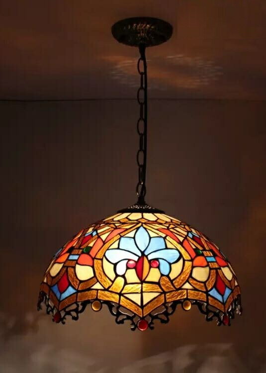 ●こちらの商品には電球は付属しておりません●器具本体を天井や壁面へ直接ビスを打ち込んでしっかりと固定する作業が必要です。●安全の為にも、必ず専門の電気工事士の方に取り付けてもらうようにして下さい。●天井に引っ掛けシーリングがあればワンタッチ...