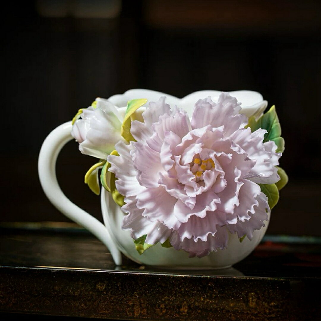 Rakuten - 牡丹モチーフ 陶器マグカップ 立体花装飾 コーヒーカップ ティーカップ カップ