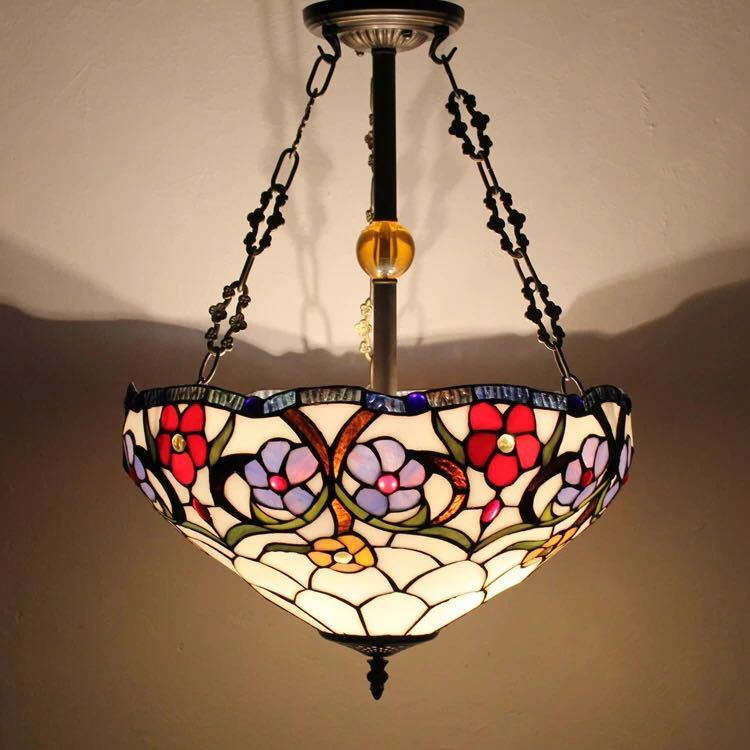 A035199ステンドグラス　ペンダントライト 豪華天井照明ステンドグラスランプ ガラス工芸品 電源直結タ..