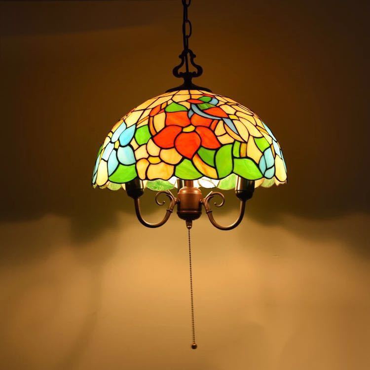 A017107ステンドグラス ペンダントライト 豪華天井照明ステンドグラスランプ ガラス工芸品 電源直結タ..