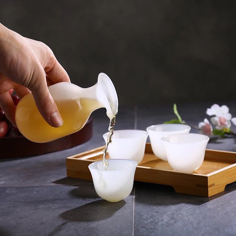 冷酒器セット玉磁器酒器徳利ぐい呑み盃日本酒のグラス冷酒器