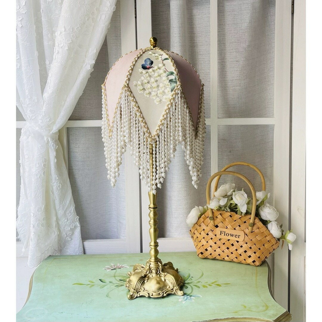 A032732高級照明スタンドライト テーブルランプ デスクライト姫系雑貨 花柄刺繍ステンド