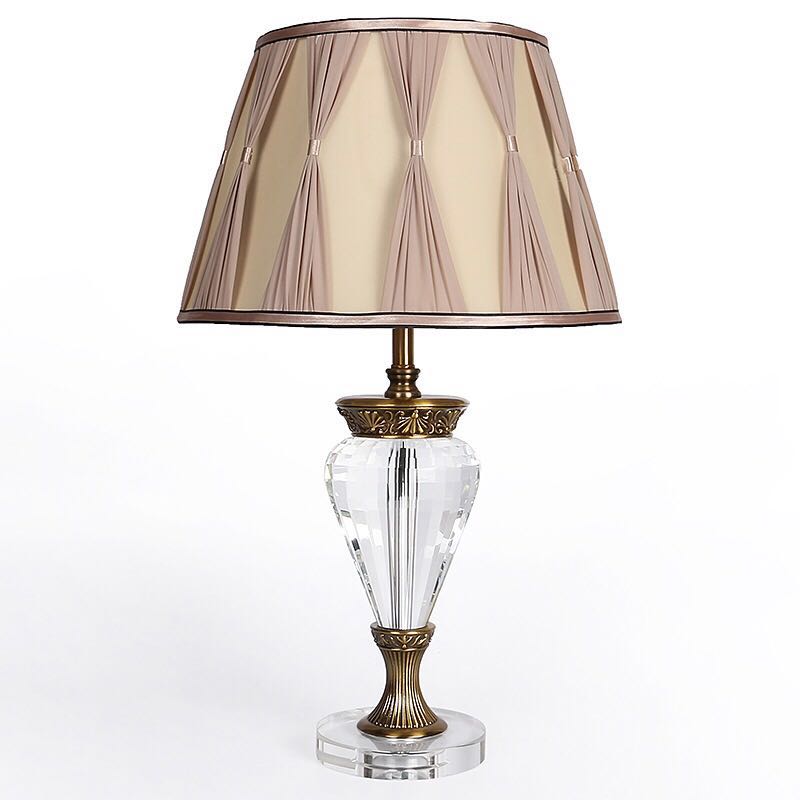 【商品仕様】■個口数：1 （〜40Wまで対応）■E26白熱球、電球型蛍光灯、LED電球使用可能■使用電球：1個（※電球は付属しておりません）石【商品サイズ（単位約mm）】■商品外寸：幅約38×高さ約66 (cm)※サイズの誤差は多少発生しま...