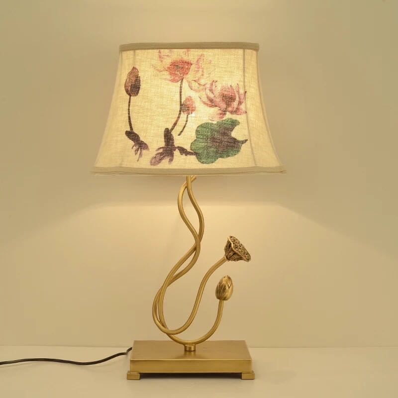 A035252照明スタンドライト テーブルランプ デスクライト． 卓上ステンド