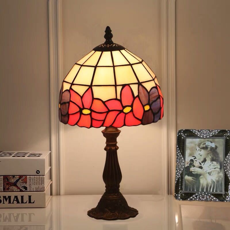 A026640ステンドグラスランプ 卓上スタンド 豪華テーブルランプ 卓上照明 ガラス工芸スタンド