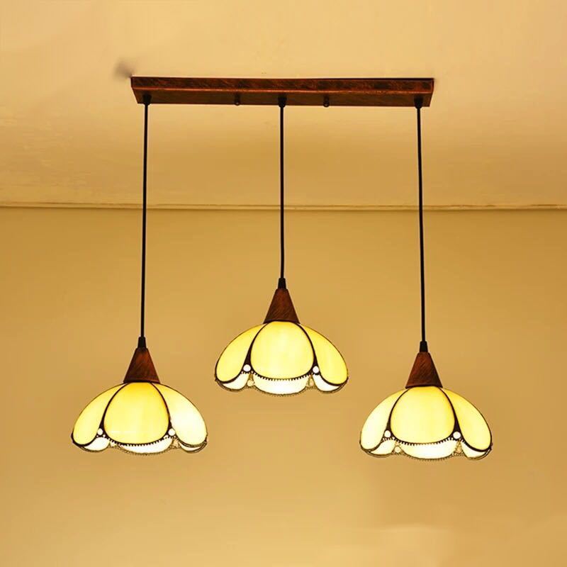 A026660ステンドグラス．ペンダントライト豪華天井照明ステンドグラスランプ ガラス工芸品． 電源直結..