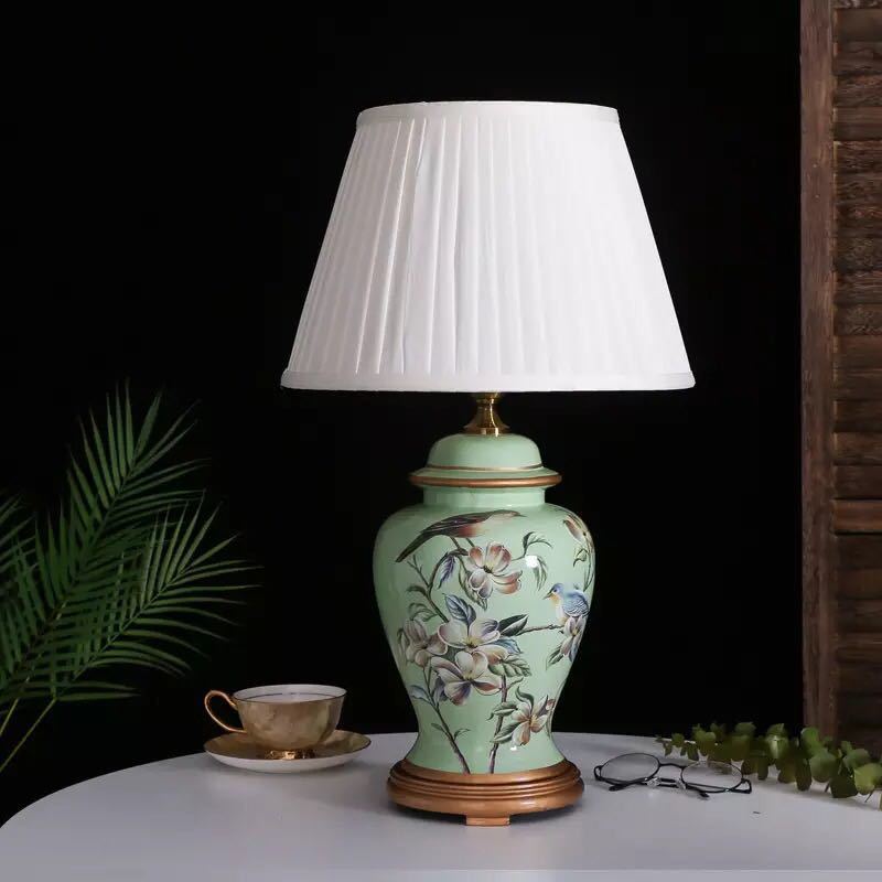 A027995照明スタンドライト テーブルランプ デスクライト 卓上ステンド 高級陶器ステンド~