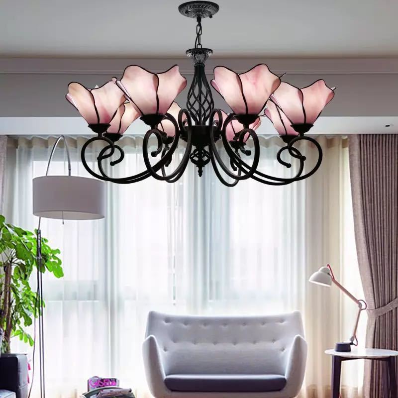 A028035ステンドグラス．ペンダントライト豪華天井照明ステンドグラスランプ ガラス工芸品． 電源直結..