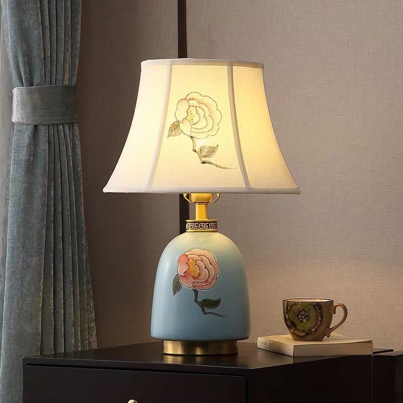 【商品仕様】■個口数：1 （〜40Wまで対応）■E26白熱球、電球型蛍光灯、LED電球使用可能■使用電球：1個（※電球は付属しておりません）■商品外寸：幅約36 x 高さ約55 (cm)※サイズの誤差は多少発生します。ご了承下さい。★購入後...