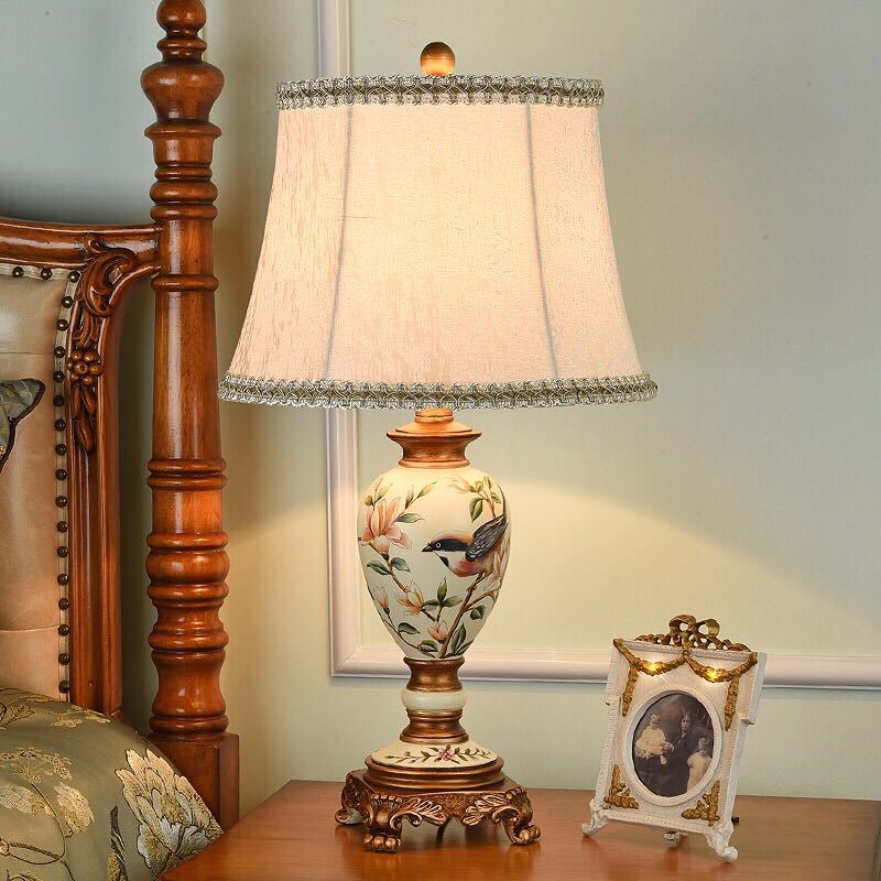 ■個口数：1 （〜40Wまで対応）■E26白熱球、電球型蛍光灯、LED電球使用可能■使用電球：1個（※電球は付属しておりません)【商品サイズ（単位約mm）】■商品外寸：幅約34.5×高さ約62(cm)※サイズの誤差は多少発生します。ご了承下...