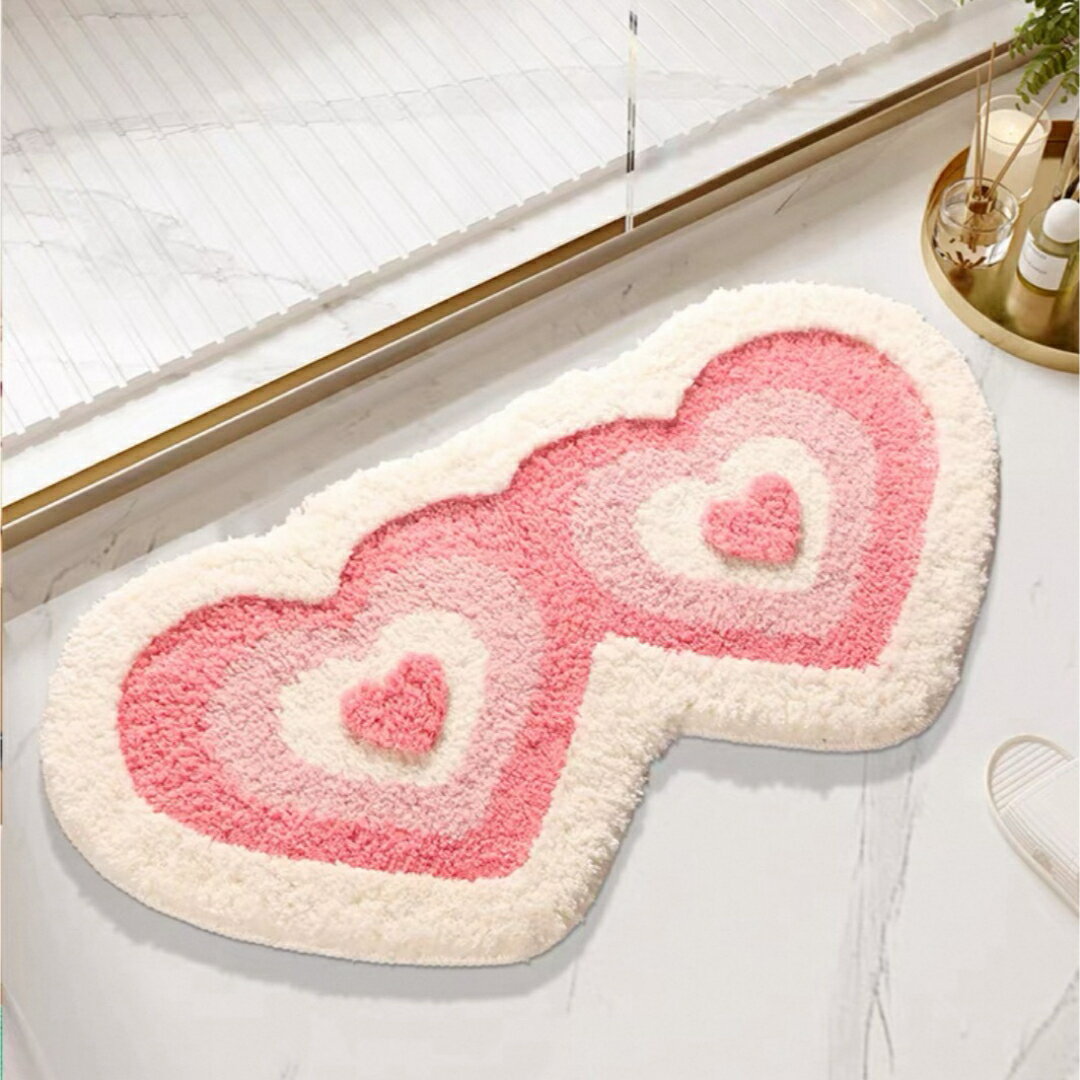 A064294ハートバスマット　ラグマット リビングマット玄関マット．カーペット．お風呂マット