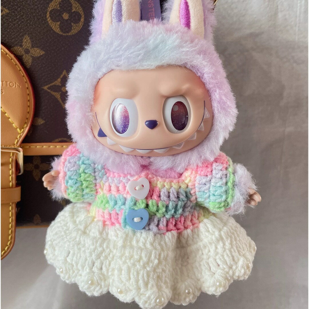 A065618新品 可愛いワンピース labubuラブブぬいぐるみ服17cm着せ替え着ぐるみ