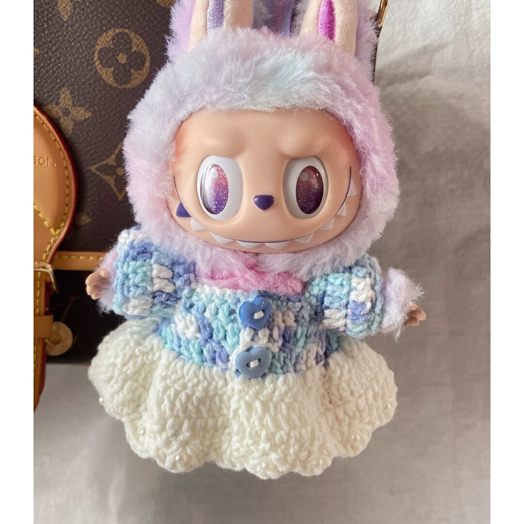 A065622新品 可愛いワンピース labubuラブブぬいぐるみ服17cm着せ替え着ぐるみ