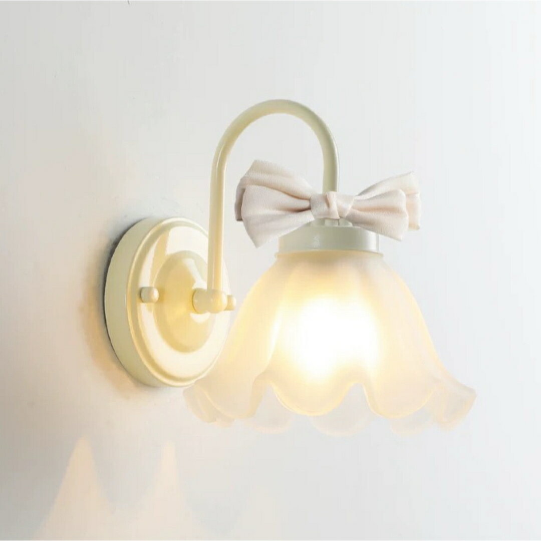 白リボン壁掛けライトミルキーガラスシェード姫系おしゃれ照明インテリア照明