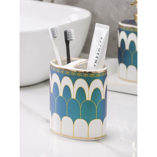 A042078バス用品 高級サニタリー6点セット．ディスペンサー 歯ブラシスタンド 洗面...