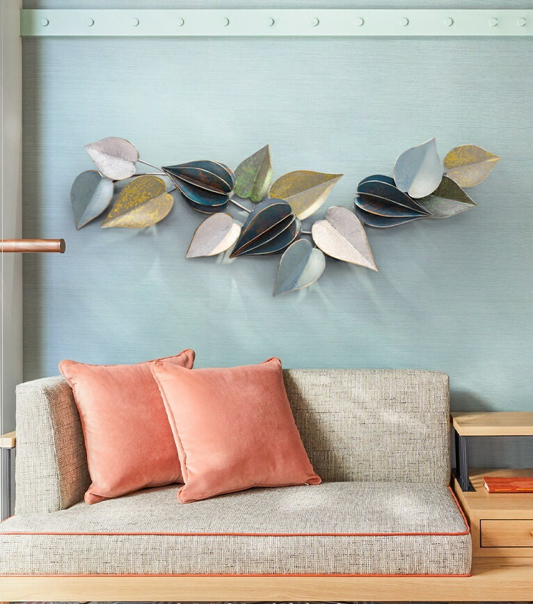 WD59-1アイアン 壁掛け 北欧調 高級感壁飾り インテリア雑貨 部屋飾り　壁面装飾 工芸品 工芸品 A/WD59-1サイズ（cm） ：幅118 x 高さ50材質：アイアン、他⋯☆☆★★★★★★★★★★★★★☆☆◆お客様のご覧になっているモニター等により多少色が異なる場合がございます。あらかじめご了承ください。◆複数ご注文の場合やお急ぎの場合は必ず事前に納期のお質問をお願いいたします。◆サイズの誤差は多少発生します。ご了承下さい。◆当店は販売のみとなっておりますので、商品の使用方法等についてのお問い合わせにはお答え出来ません。 ☆☆★★★★★★★★★★★★★☆☆注意事項1、品質に極端なこだわりをお持ちの方、極端に神経質な方はご購入ご遠慮ください，返品は対応していません。 2、こちらの商品はアンティークの風合いを出すための塗装が施されております。商品によって加工の程度は異なりますことをあらかじめご了承くださいませ。3、使用例の写真に映っている小物等は、商品に付属致しません。4、ご利用のPC環境により、実際の商品と色が異なる場合がございます。予めご了承ください。5丶新品未使用品ですが、外箱に初期からのスレ、剥げ歪みなどあります。商品が輸送中に破損しないよう、木箱で商品を詰めてしまう場合がございますので、ご了承ください。6、ご注文完了後、お客様都合による交換キャンセル及び不良品以外のご返品ご交換はお受け致しておりません。7丶梱包材のみの損傷や、お客様のイメージ違いによる性能、色、形、サイズの違い、ご注文間違い等による返品もお受けできません。配送なので軽微な傷などがつく場合がありますので、 神経質な方のご購入はご遠慮ください。8丶販売条件について海外輸入製品の為、日本語の説明書は付いておりません。9丶きちんと検品しておりますが、日本製に比べ作りが甘い場合がございます。傷がある場合がございます。完璧を求める方は入札をお控えください。 2