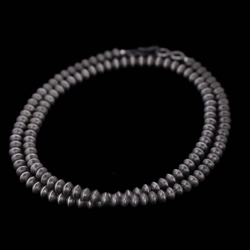 【長さ展開あり】ソロバン ビーズ ネックレス 燻し仕上げ