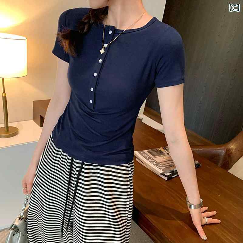 パンツドレス レディース ホワイト ストレート ショルダー ハーフ オープン カラー 半袖 Tシャツ レディース 夏 2025 新 ホット ガール スリムフィット トップ