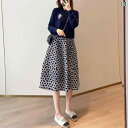 2025年の欧州スプリングコレクションから登場する新作女性用ファッションは、都会的な魅力溢れる2点セットのスカートスーツで、ストリートファッションやヴィンテージ...