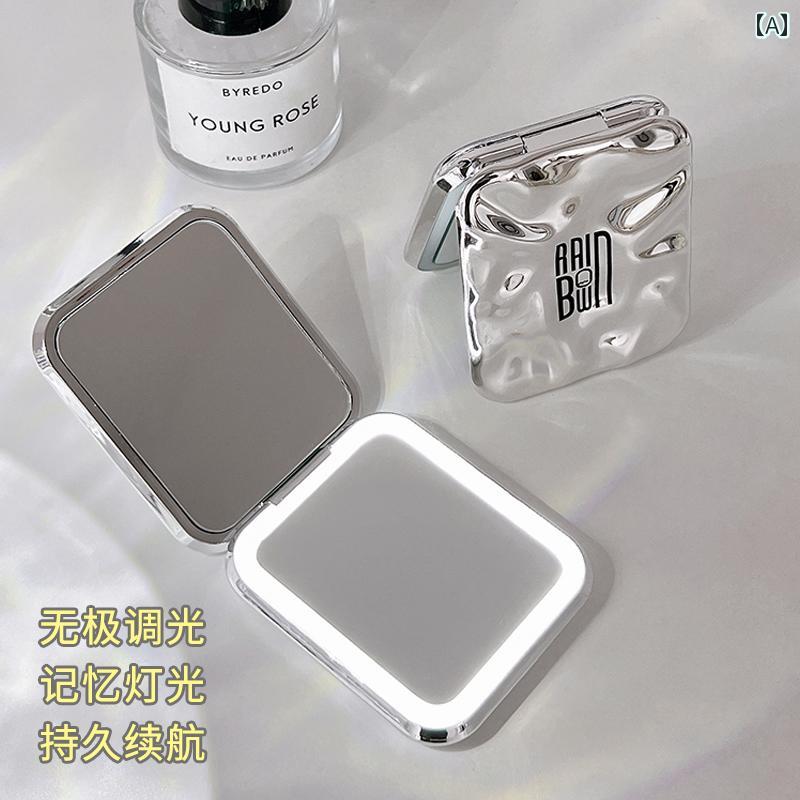 手鏡 コンパクト ミラー メイクアップミラー ポータブル ライト 女性用 ハンドヘルド 小型 LED 折りたたみ 式 ミニ 両面 高級