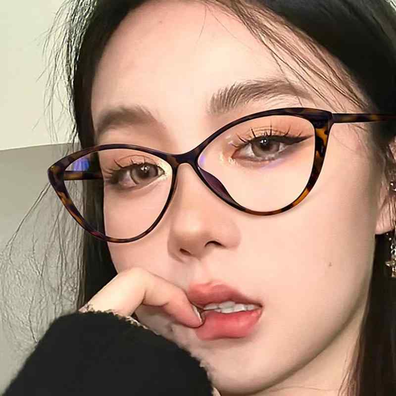 小顔 メガネ 女性用 ブルー ライト カット 老 眼鏡 な高 解像度 放射 線 防止 スタイリッシュ 軽量 快適で エレガントな