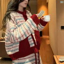 ストライプ パジャマ スウェット Da Meng パジャマ レディース 秋冬 レトロ ハーフ ベルベット ストライプ レッド セーター 干支 新年 スタイル ホ...
