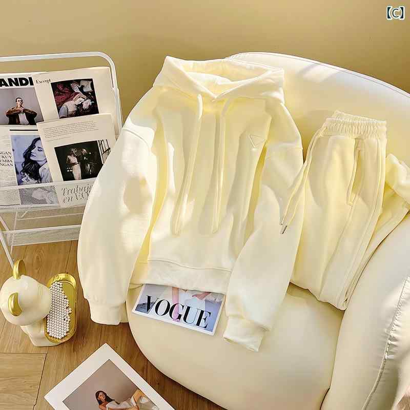 レディース　カジュアル　ウェア 桜 ピンク 美 白 薄手 カジュアル ファッション スーツ 女性 春秋 2025 韓国 セーター 暖かい ツーピース