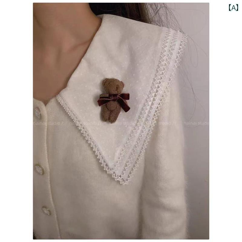 ぬいぐるみ アクセサリー かわいい ぬいぐるみ クマの ブローチ 女性 人形 かわいい ベルベットの リボン ピン コート バッグ セーター アクセサリー コサ...