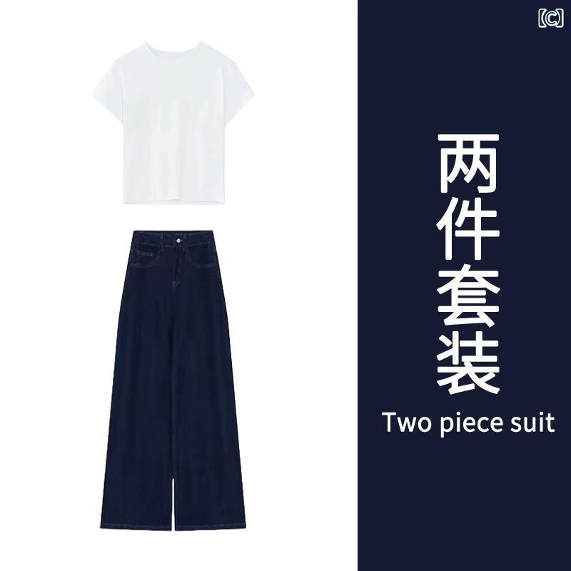 デニム　ワンピース　レディース 夏服 はな な ゆったり 感じが 揃っており 少し 太って 痩せた 洋 ナシ型の ボディの ツーピース スーツを 着ています