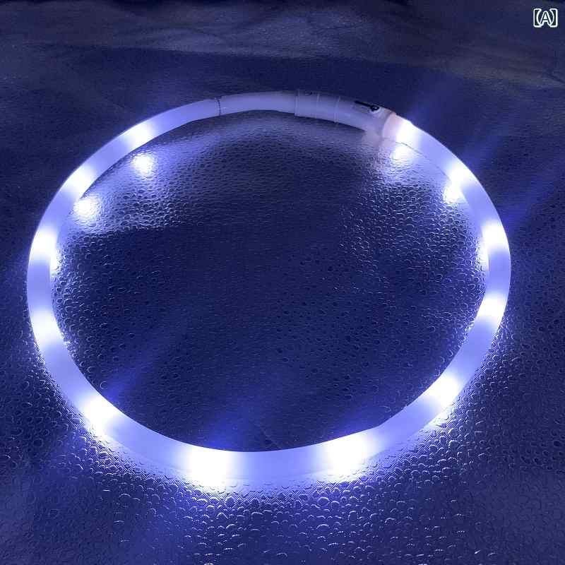 ワンちゃん　首輪　ライト LED 犬用 発光 シリコン 首輪 夜間 ウォーキング ライト カラフル 大型 中型..