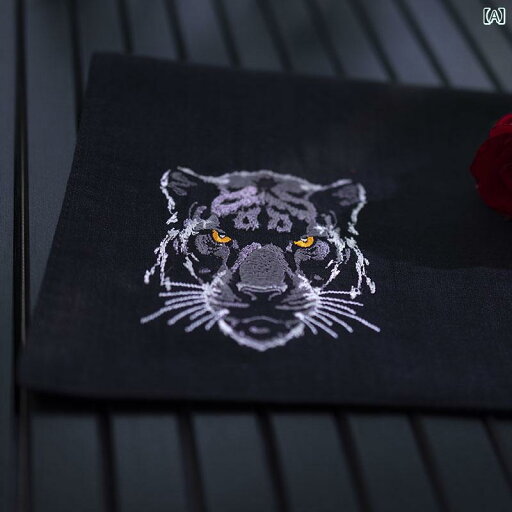 ハンカチ ハンドタオル ハンカチ 綿 メンズ バレンタイン ギフト 汗 取り レトロ 拭き 高級 刺繍 ダークパンサー ヘッド スクエア ハンカチ ハンドタオル ハンカチ 綿 メンズ バレンタイン ギフト 汗 取り レトロ 拭き 高級 刺繍 ダークパンサー ヘッド スクエア