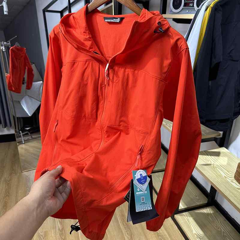 Rain Coat - アウトドア フード ジャケット カップル用 防水 防風 伸縮性 通気 ソフトシェル アウター 秋 軽量 機能性