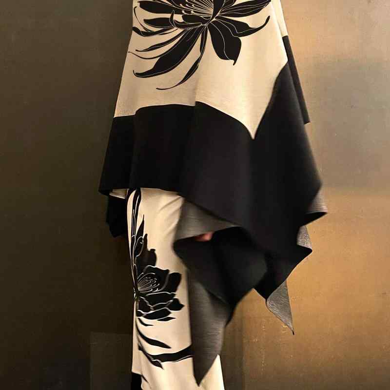 レディース 手描き花柄 ウール ショールコート 両面提花 ポンチョ ケープ 着回し 秋冬 暖か 高級感 羽織り アウター